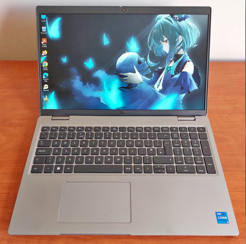 Dell Latitude  5520